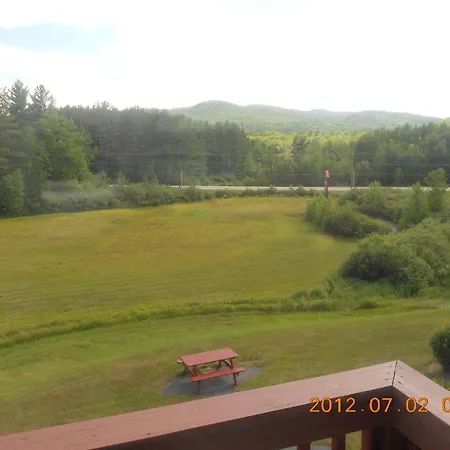 Swiss Chalets Village Inn North Conway Room photo